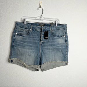 Torrid Jean Shorts Women’s size 16 Cuffed Blue High Rise Denim Button Fly A2